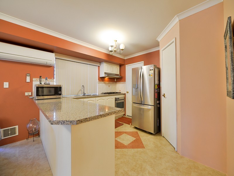 50 Daly Circle, Langford WA 6147