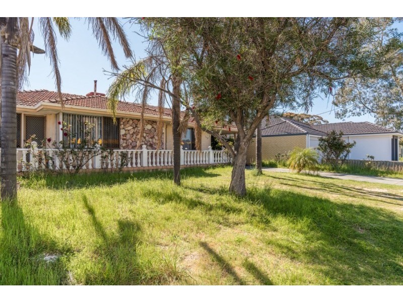 360 Railway Parade, Beckenham WA 6107