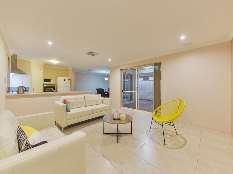 47 Camden Boulevard, Aubin Grove WA 6164