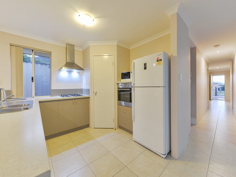 47 Camden Boulevard, Aubin Grove WA 6164