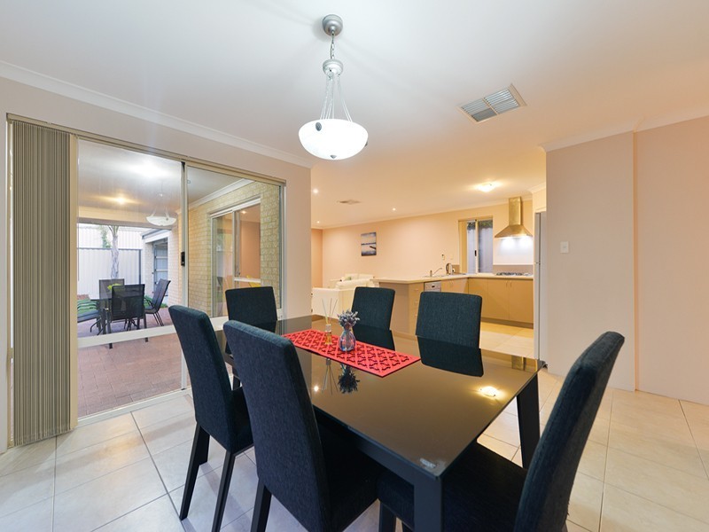 47 Camden Boulevard, Aubin Grove WA 6164