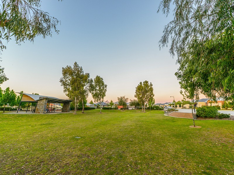 47 Camden Boulevard, Aubin Grove WA 6164