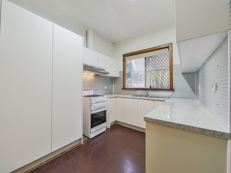 25 Brookland Street, Beckenham WA 6107