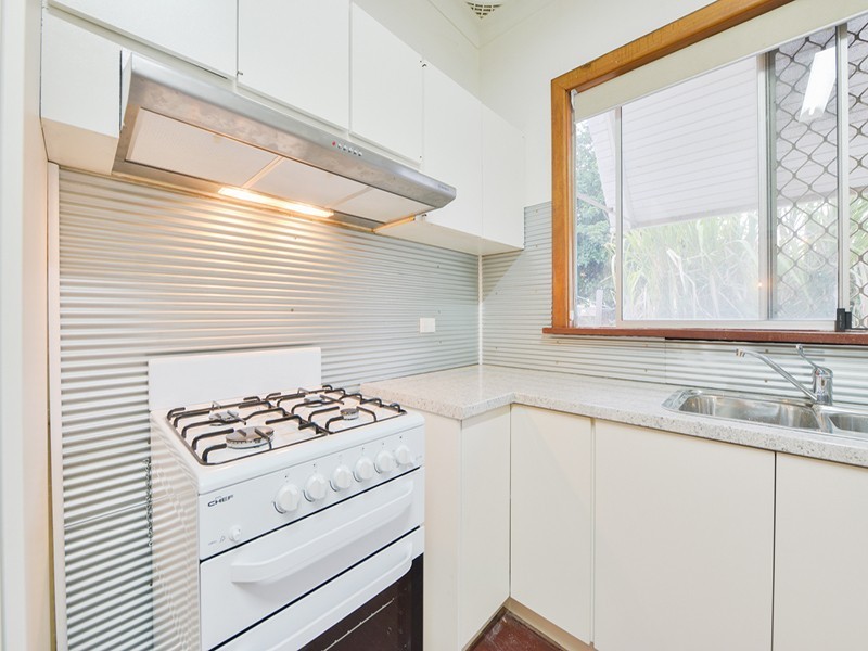 25 Brookland Street, Beckenham WA 6107