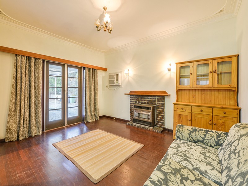 25 Brookland Street, Beckenham WA 6107