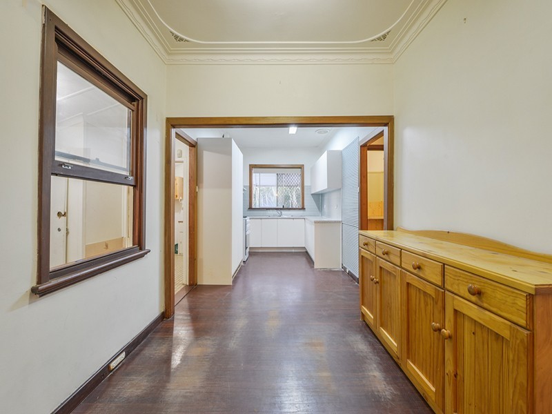 25 Brookland Street, Beckenham WA 6107