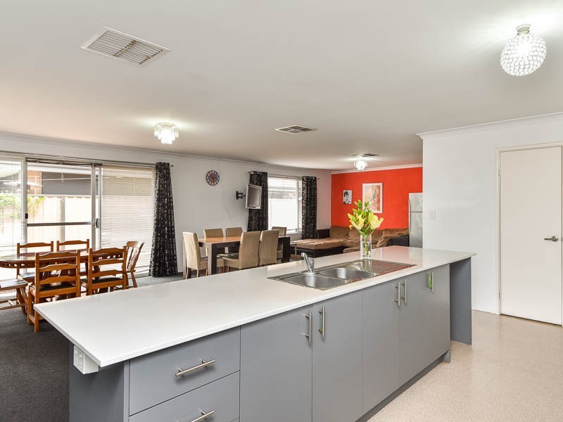 14 Pentecost Loop, Southern River WA 6110