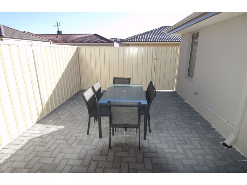 106 Station Street, East Cannington WA 6107