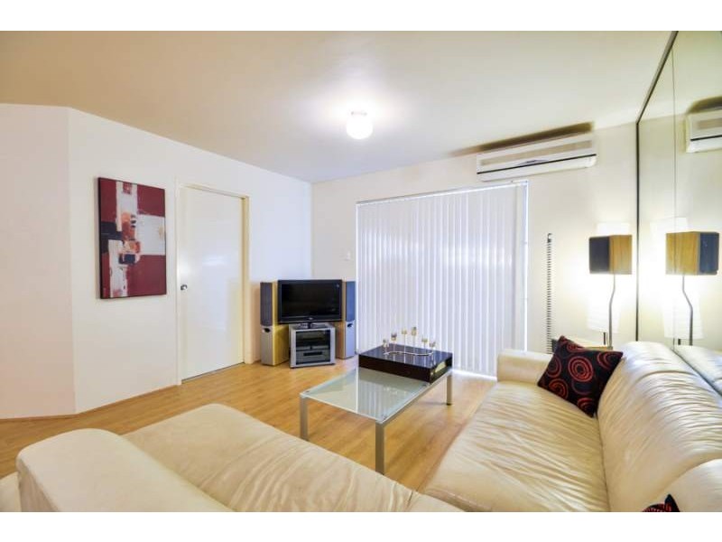 8/12 McMaster Street, Victoria Park WA 6100