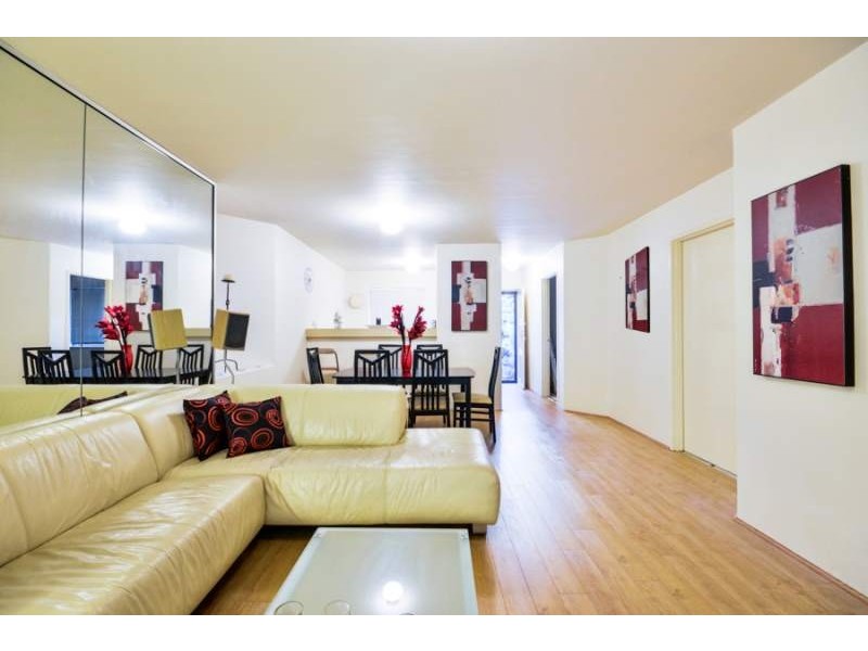 8/12 McMaster Street, Victoria Park WA 6100