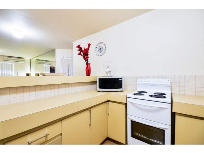 8/12 McMaster Street, Victoria Park WA 6100