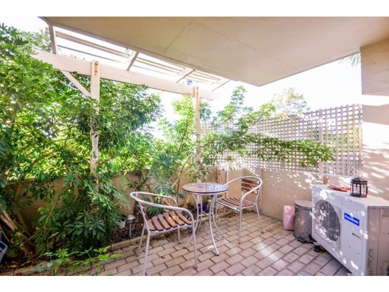 8/12 McMaster Street, Victoria Park WA 6100