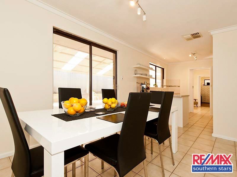 19 Dampiera Way, Ferndale WA 6148