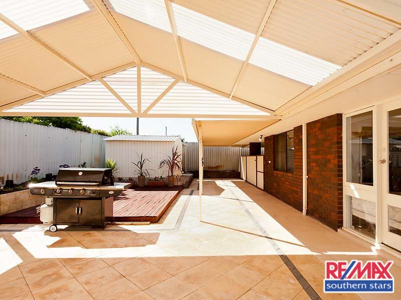 19 Dampiera Way, Ferndale WA 6148