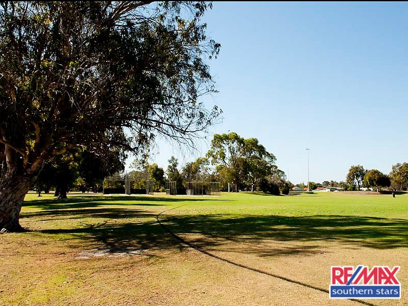 19 Dampiera Way, Ferndale WA 6148