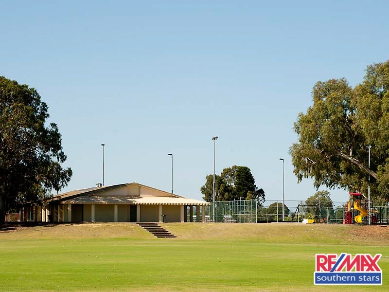 19 Dampiera Way, Ferndale WA 6148