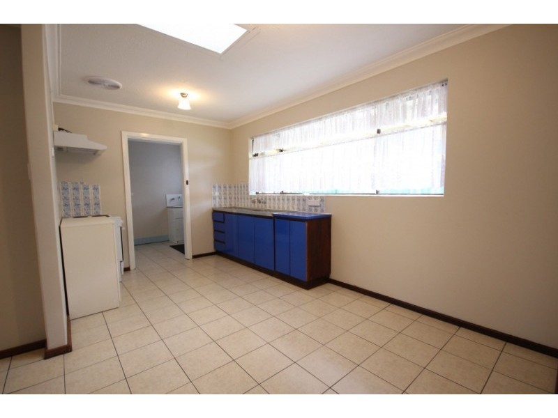 74 Galaxy Street, Beckenham WA 6107