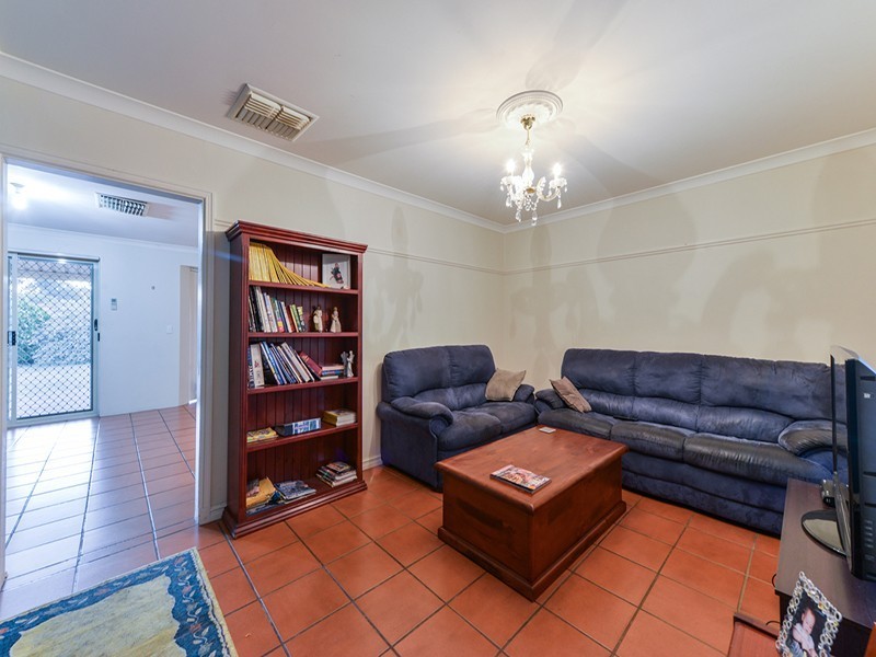 5 Hinton Mews, Beckenham WA 6107