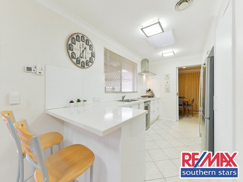 27 McLeish Place, Thornlie WA 6108