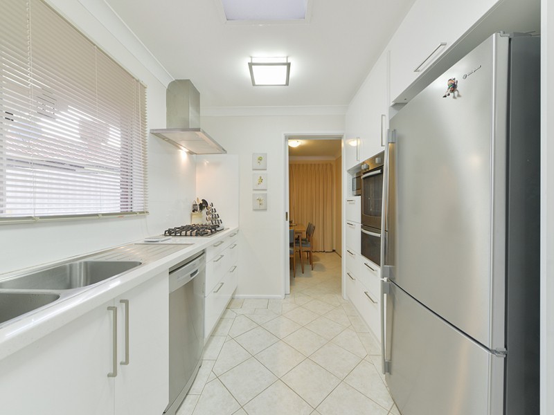 27 McLeish Place, Thornlie WA 6108