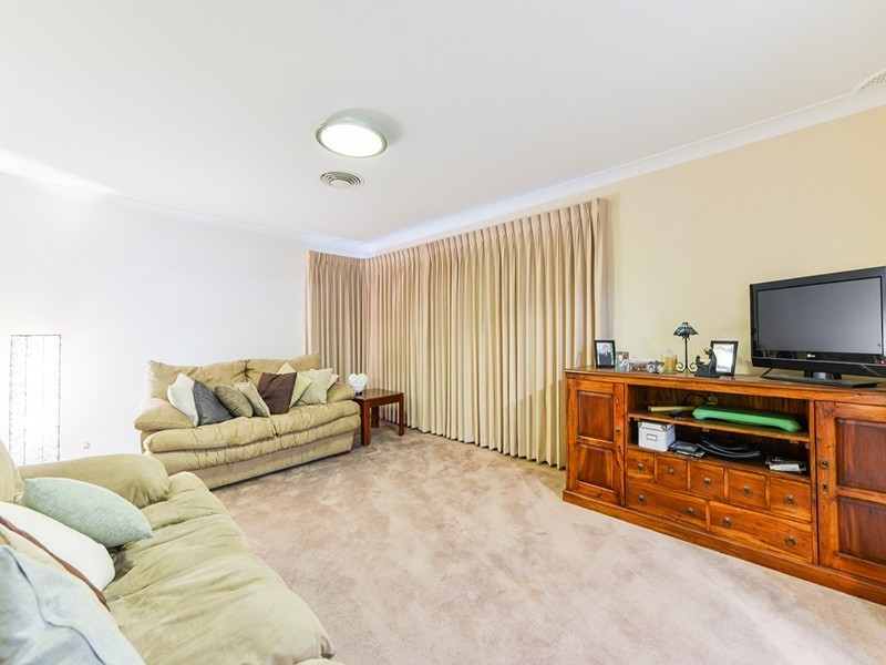 27 McLeish Place, Thornlie WA 6108