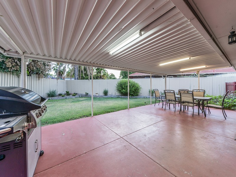27 McLeish Place, Thornlie WA 6108