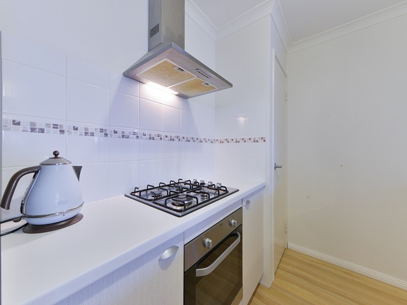 35 Blacksmith Street, Queens Park WA 6107