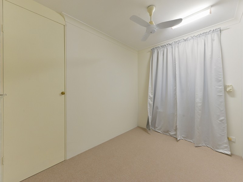 42 Bottlebrush Drive, Thornlie WA 6108