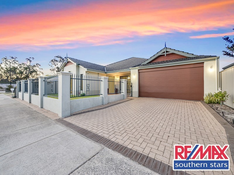 22 Campaspe Drive, Success WA 6164