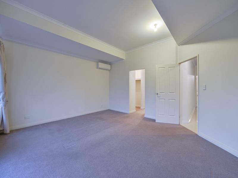 22 Campaspe Drive, Success WA 6164