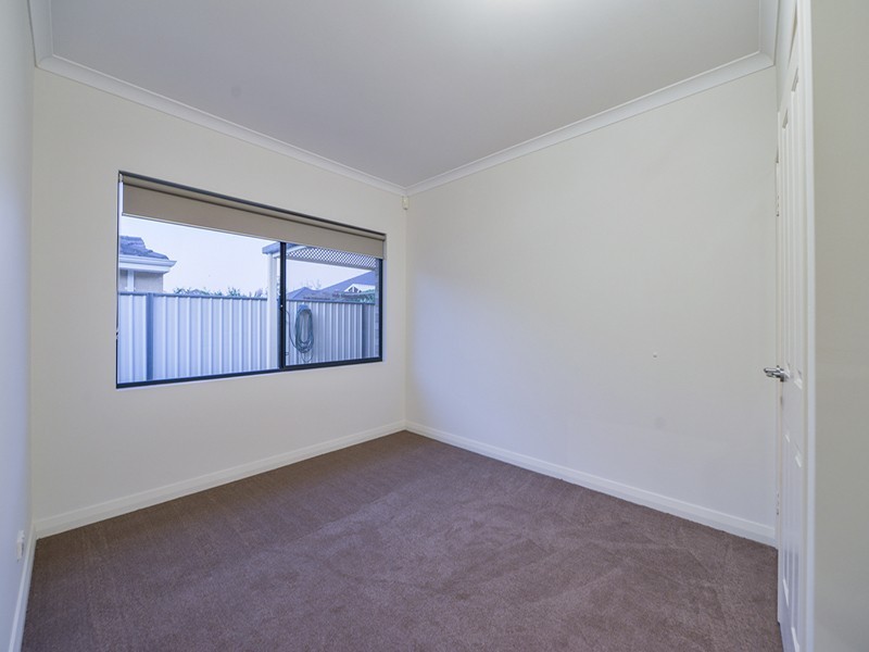 22 Campaspe Drive, Success WA 6164