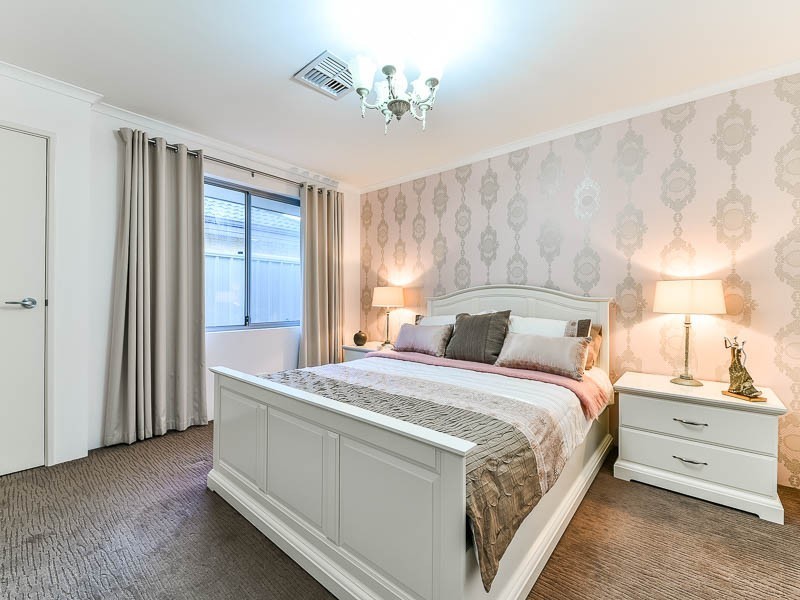 14 Tulip Way, East Cannington WA 6107