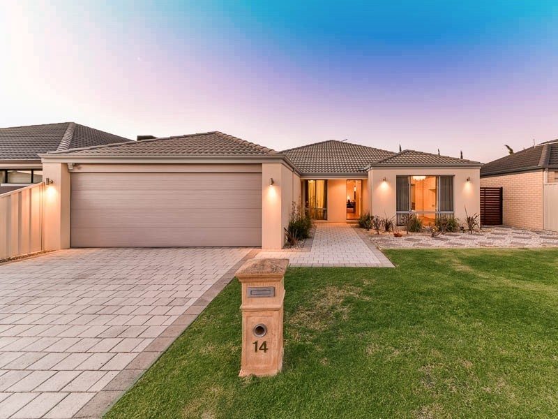 14 Tulip Way, East Cannington WA 6107