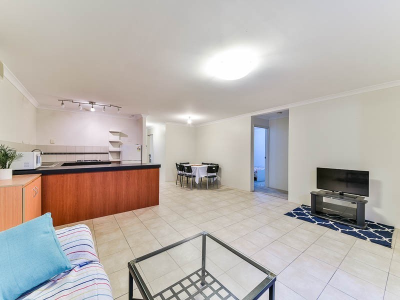 9/153 Sevenoaks Street, Cannington WA 6107