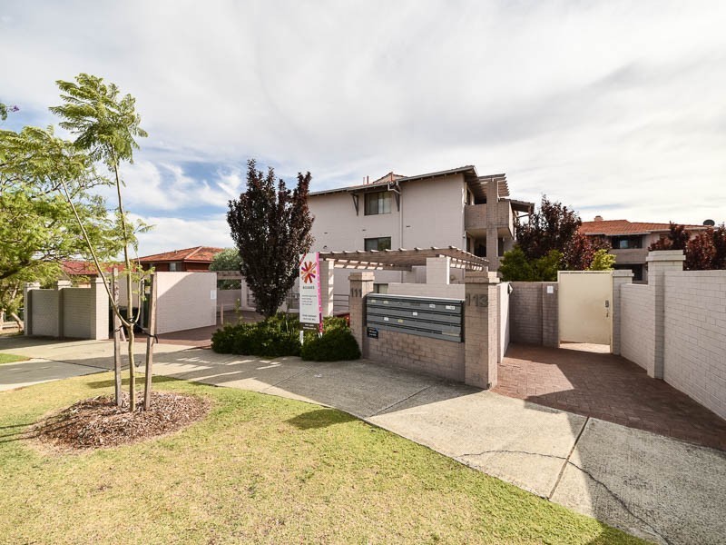20/111 Hubert Street, East Victoria Park WA 6101