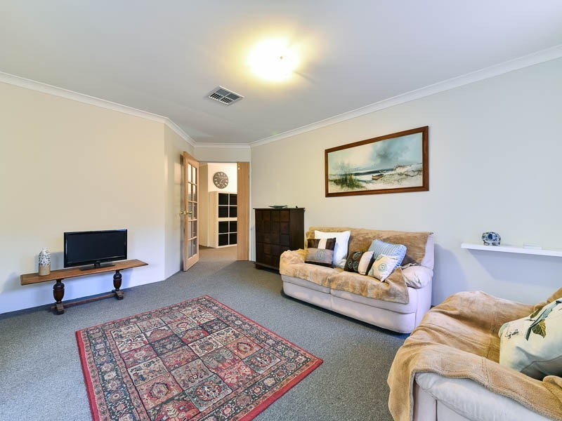 9 Millcroft Elbow, Jandakot WA 6164