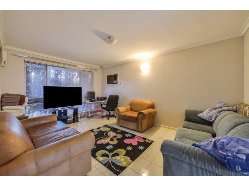 61 Helm Street, Maddington WA 6109