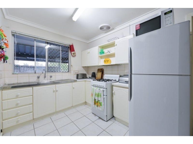 61 Helm Street, Maddington WA 6109