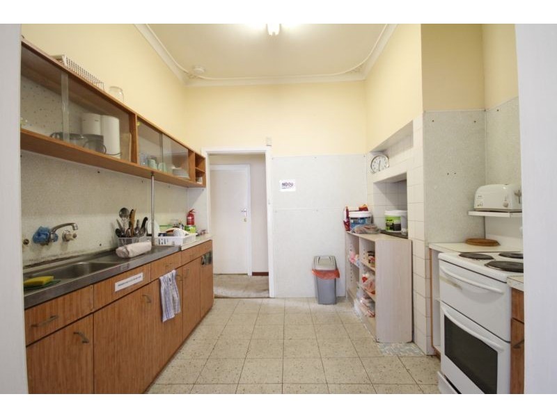 475 Sevenoaks Street, Beckenham WA 6107