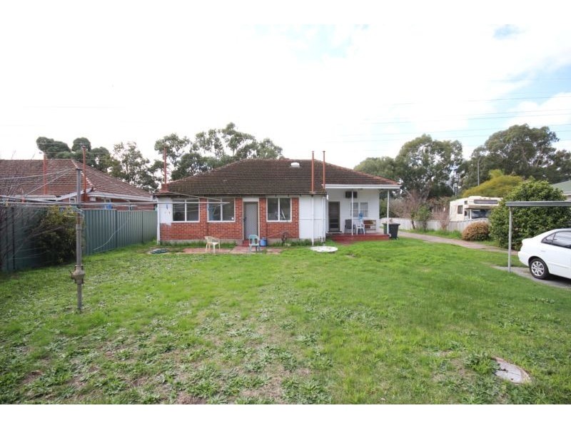 475 Sevenoaks Street, Beckenham WA 6107