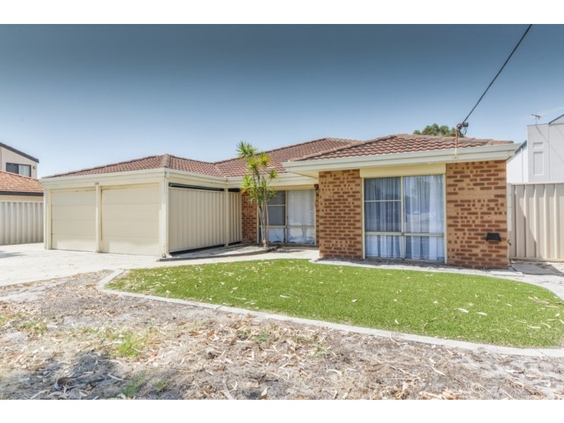 154 Centre Street, Queens Park WA 6107