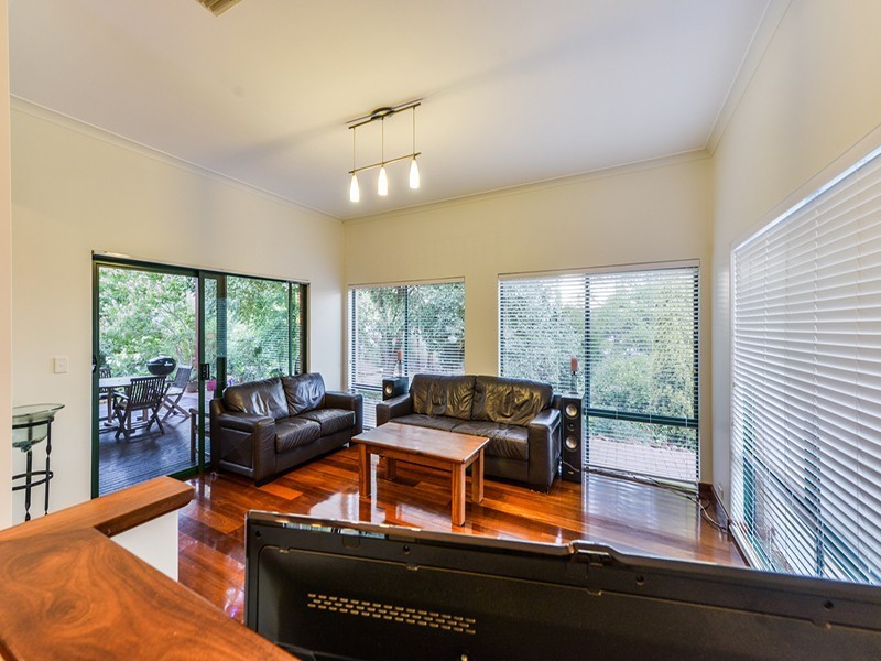 12 Burke Street, Mount Helena WA 6082