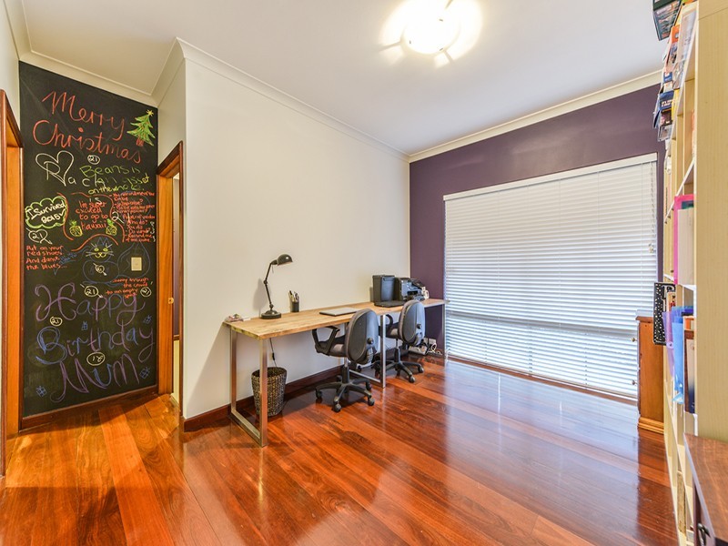 12 Burke Street, Mount Helena WA 6082