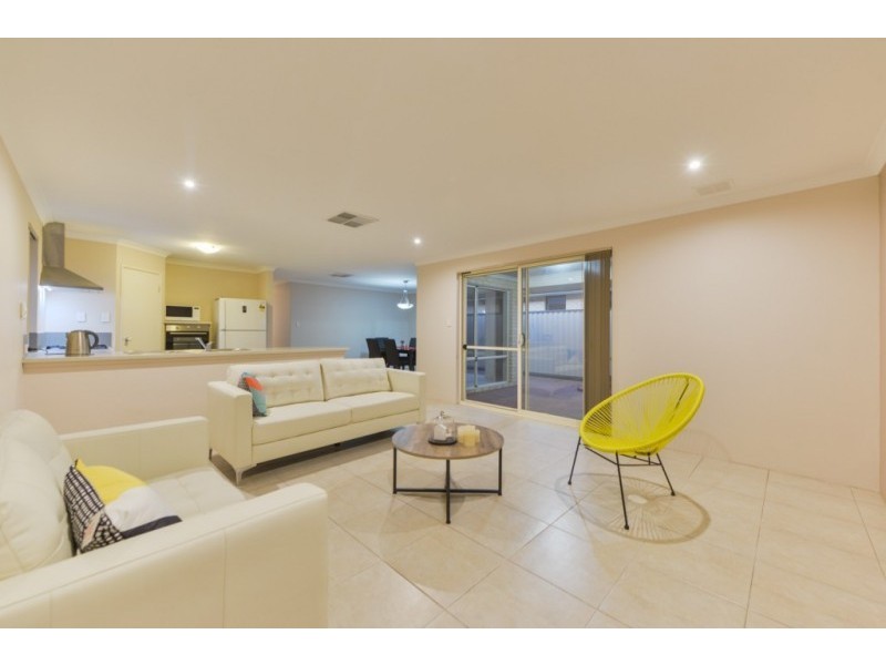 47 Camden Boulevard, Aubin Grove WA 6164