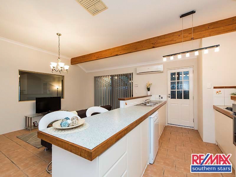 73 Centre Street, Queens Park WA 6107