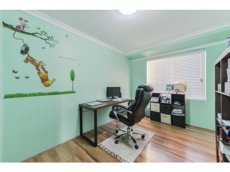 23 Calneggia Drive, Byford WA 6122