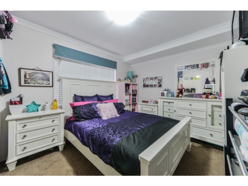 23 Calneggia Drive, Byford WA 6122