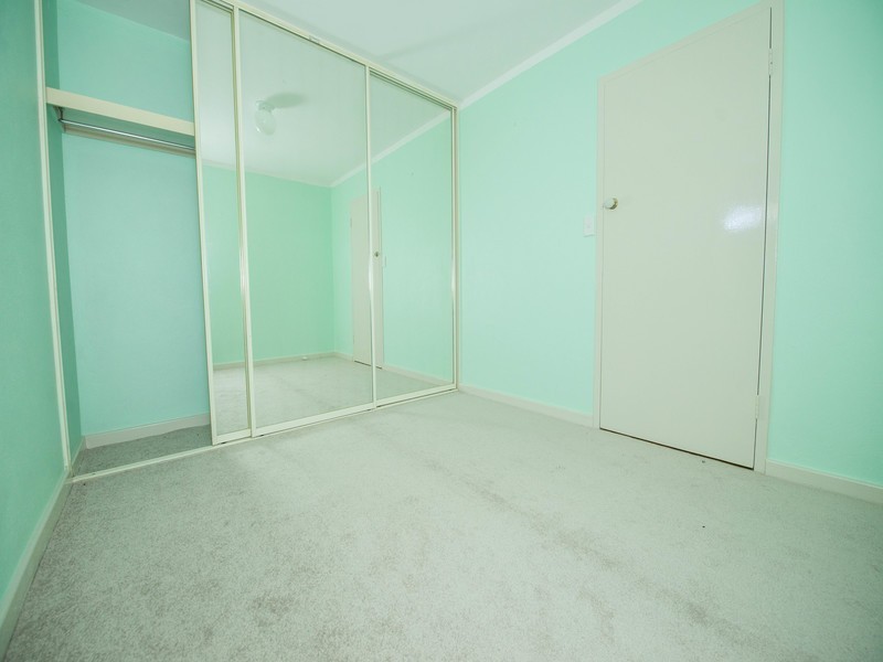 2/2 Pengilly Road, Orelia WA 6167
