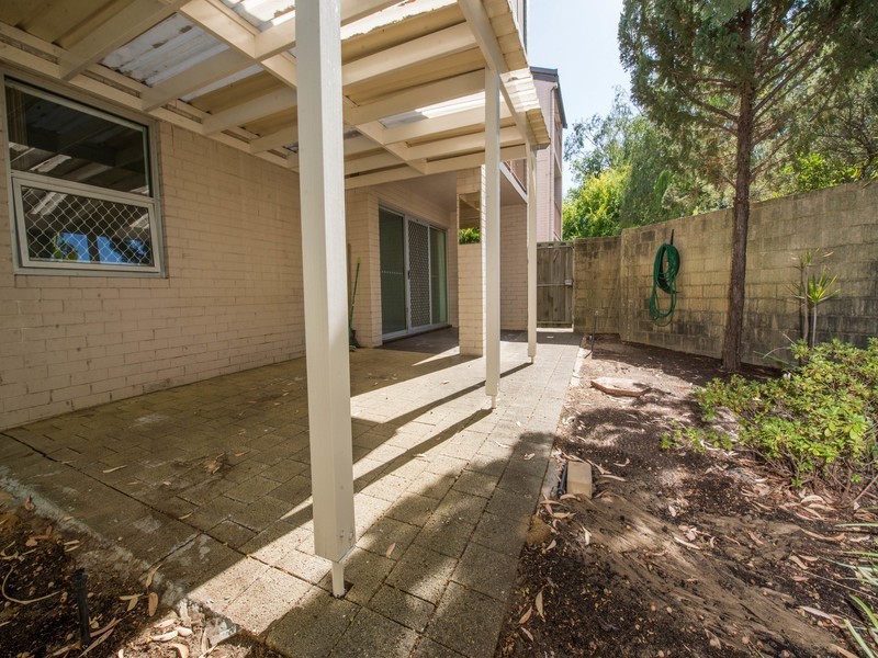 2/2 Pengilly Road, Orelia WA 6167