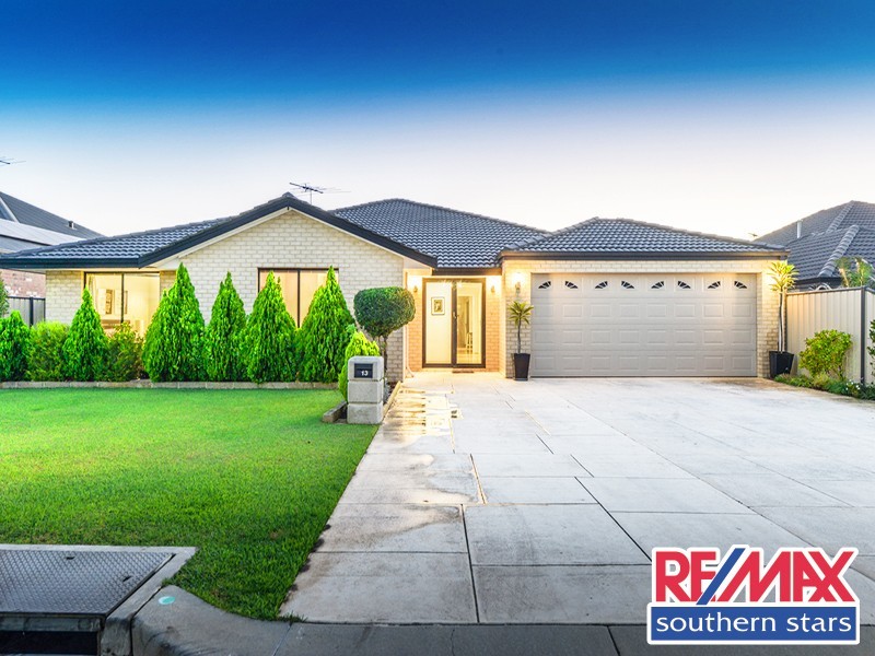 13 Templar Pass, Wattle Grove WA 6107